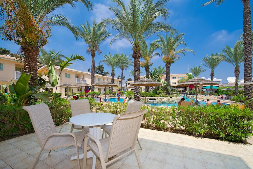 Tasia Maris Gardens Agia Napa Quarto foto